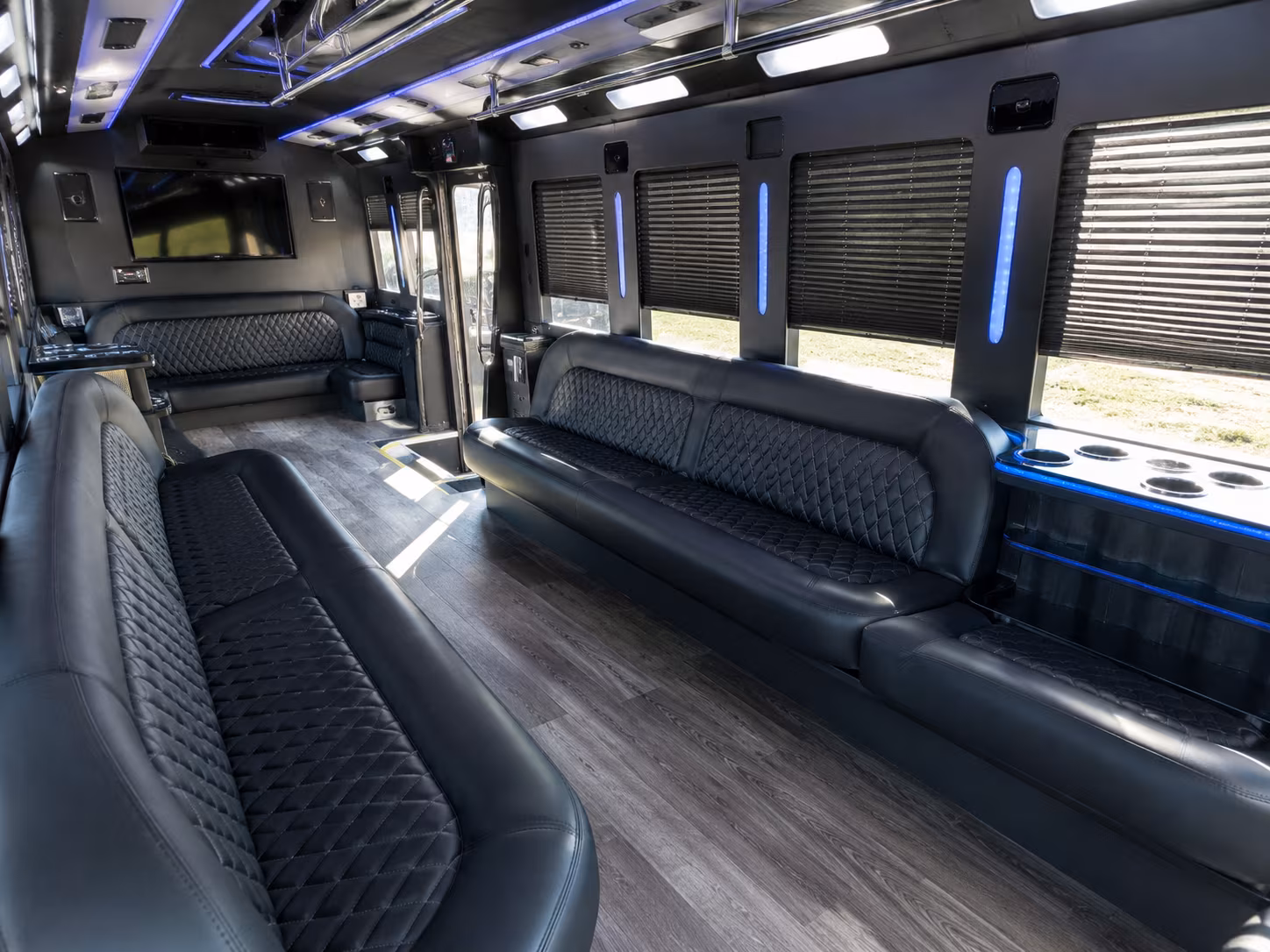 how the number of stops and hold time between them affect total booked hours in leander texas