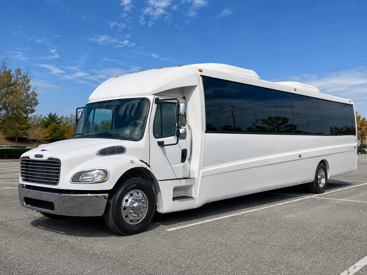 leander 30 passenger party bus