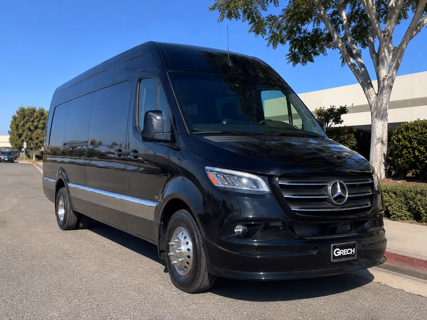 leander airport transportation