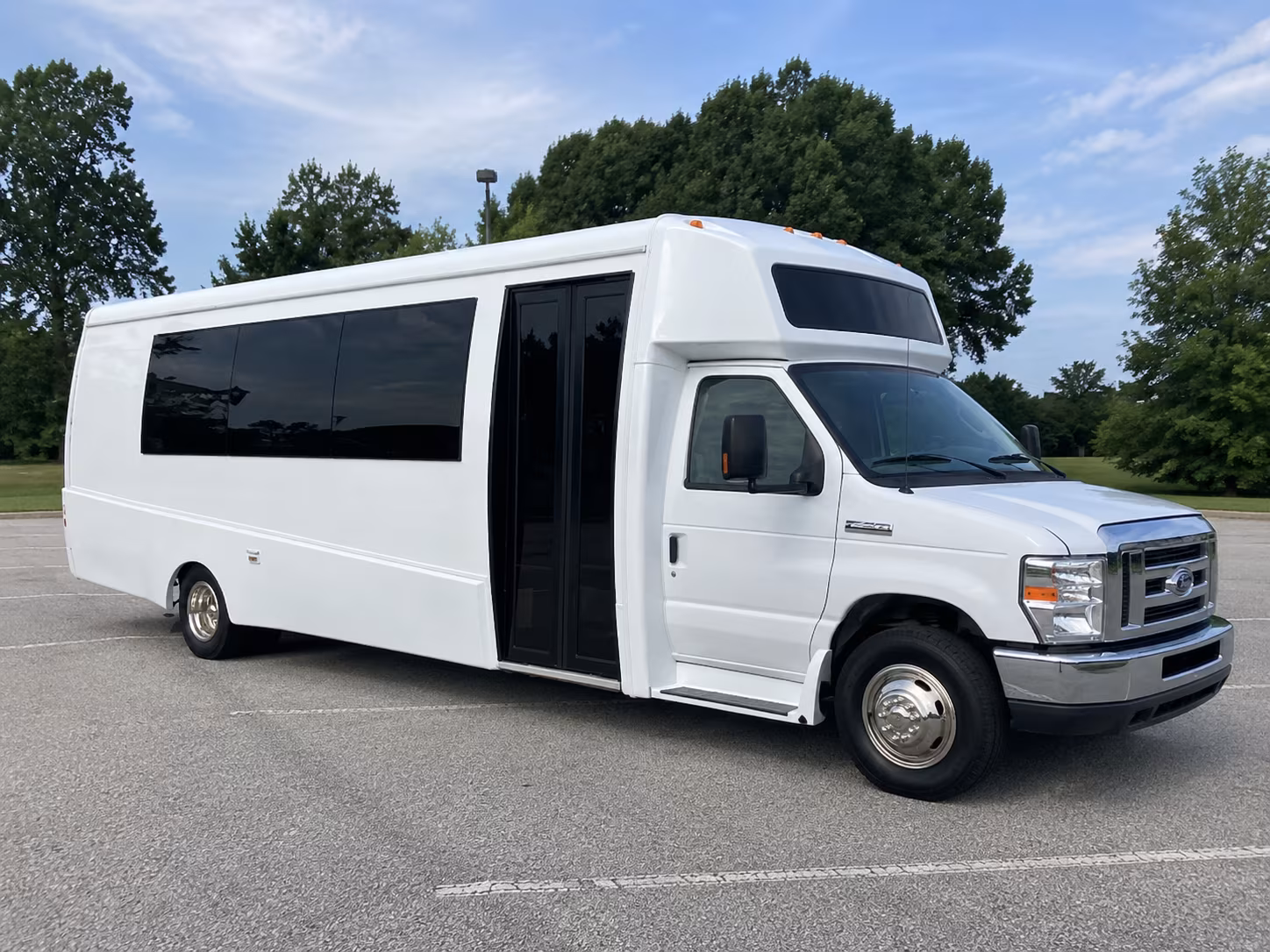 leander bus rental service area