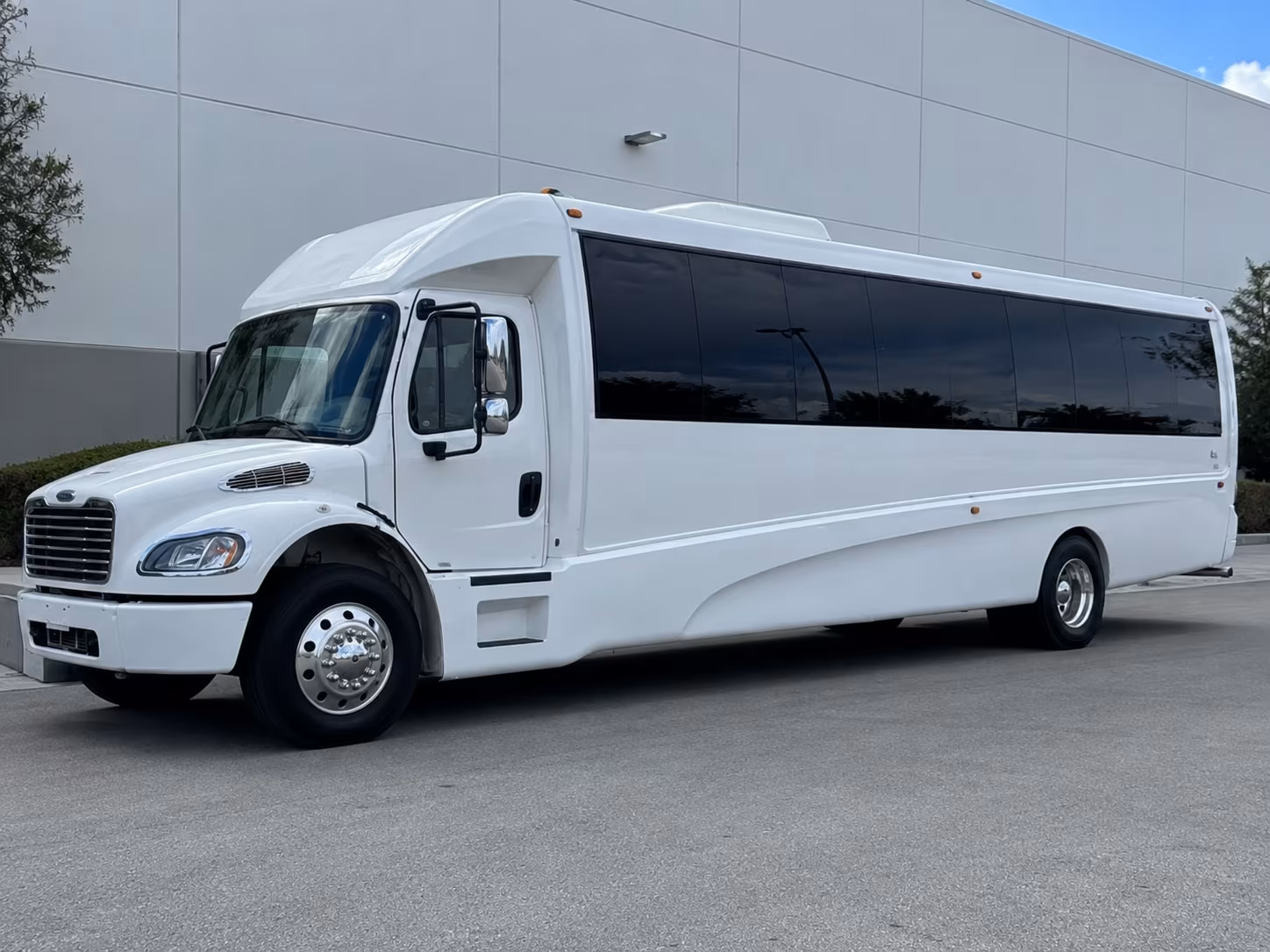 leander quinceanera sweet 16 party bus rental
