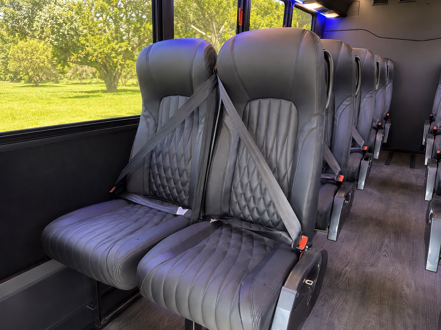 reserve transportation for your next airport transfer 3
