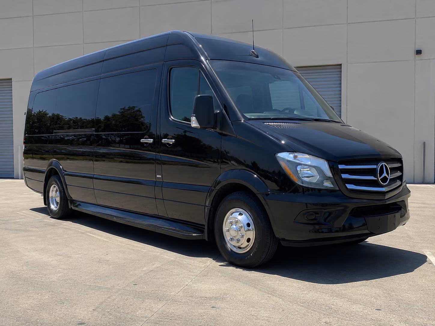 reserve transportation for your next bachelor or bachelorette party 5